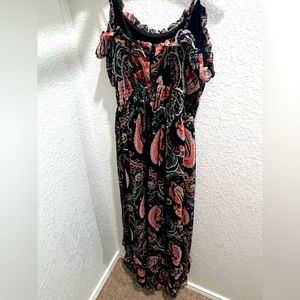 Spring - paisley dress , airy style , comfortable and fun .